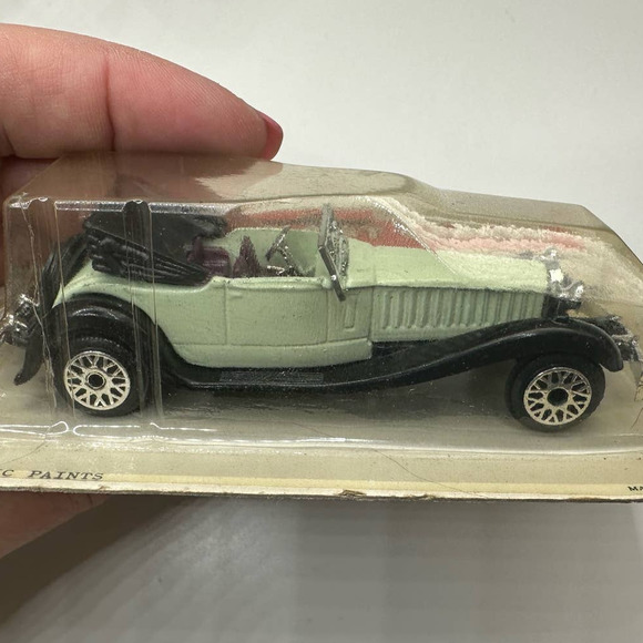 Lot of 2 Tintoys Die Cast Cars - Picture 5 of 6